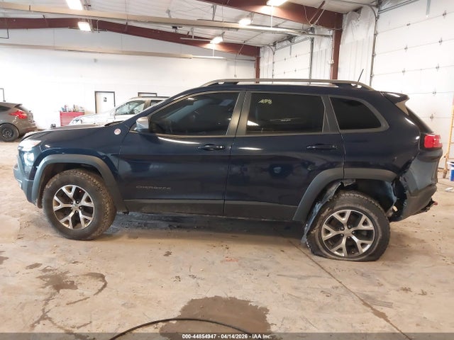 2016 Jeep Cherokee Trailhawk მანქანა იყიდება აუქციონზე, vin: 1C4PJMBS9GW134353, აუქციონის ნომერი: 44854947