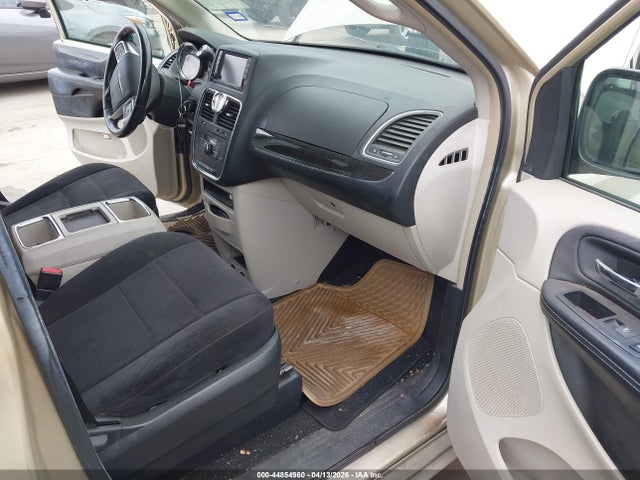 Auction sale of the 2011 Chrysler Town & Country Touring, vin: 2A4RR5DG2BR641543, lot number: 44854960