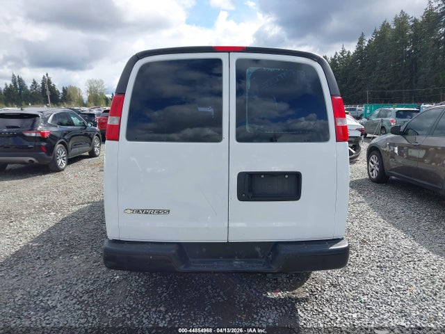 1GCWGBFP5L1143319 Chevrolet Express Cargo Rwd 2500 Extended Wheelbase Wt