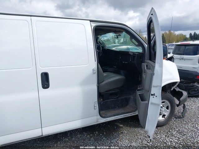 1GCWGBFP5L1143319 Chevrolet Express Cargo Rwd 2500 Extended Wheelbase Wt