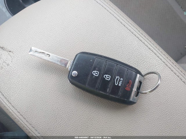 Продажа на аукционе авто 2016 Kia Optima Lx, vin: 5XXGT4L32GG053276, номер лота: 44854987