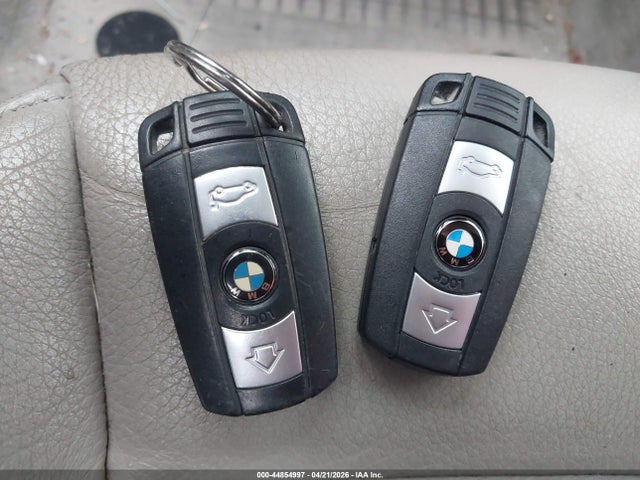 2011 Bmw 128i მანქანა იყიდება აუქციონზე, vin: WBAUN1C57BVH82996, აუქციონის ნომერი: 44854997