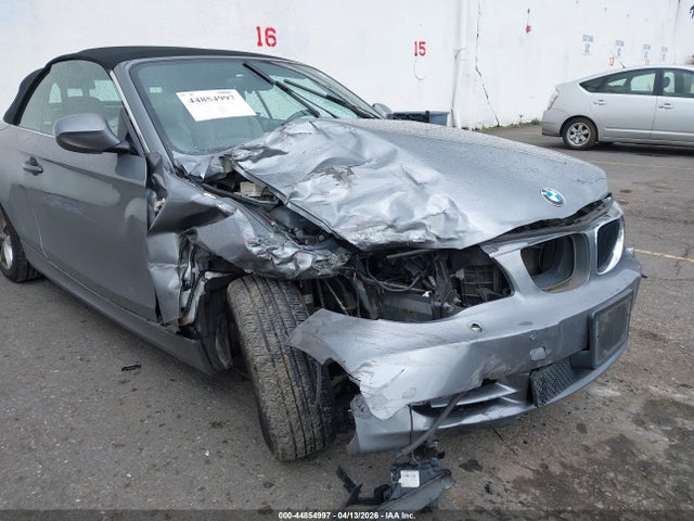 2011 Bmw 128i მანქანა იყიდება აუქციონზე, vin: WBAUN1C57BVH82996, აუქციონის ნომერი: 44854997