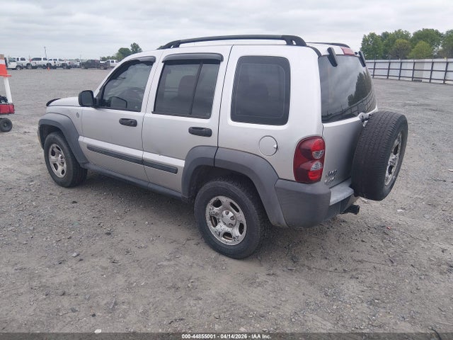 2006 JEEP LIBERTY 1J8GL48K56W197510 Photo 2
