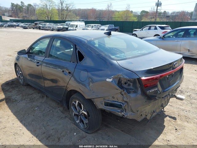 2019 Kia Forte Lxs მანქანა იყიდება აუქციონზე, vin: 3KPF24AD0KE103135, აუქციონის ნომერი: 44855012