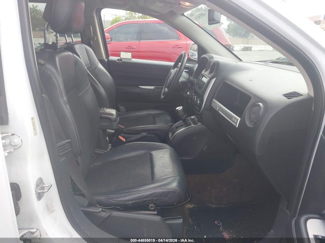 2014 Jeep Compass Latitude მანქანა იყიდება აუქციონზე, vin: 1C4NJCEB6ED850469, აუქციონის ნომერი: 44855019