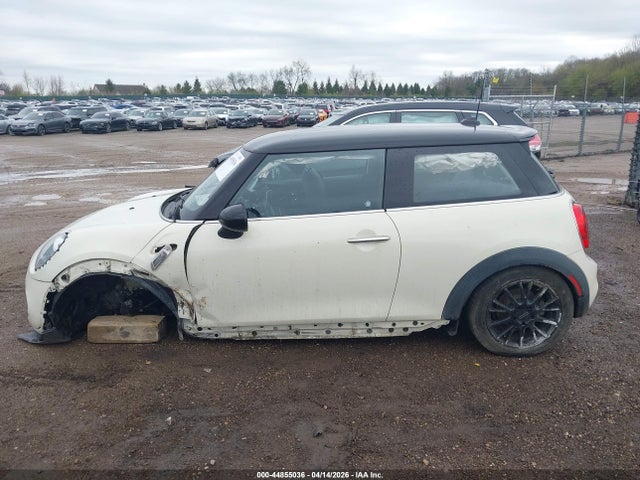 Aukcja sprzedaży 2016 Mini Hardtop Cooper S, vin: WMWXP7C55G2A43175, numer aukcji: 44855036