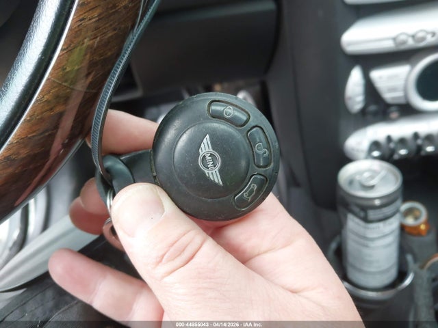 2007 MINI COOPER S WMWMF73597TL91039 Photo 10