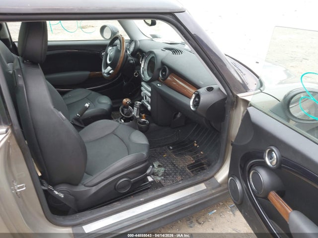 2007 MINI COOPER S WMWMF73597TL91039 Photo 4