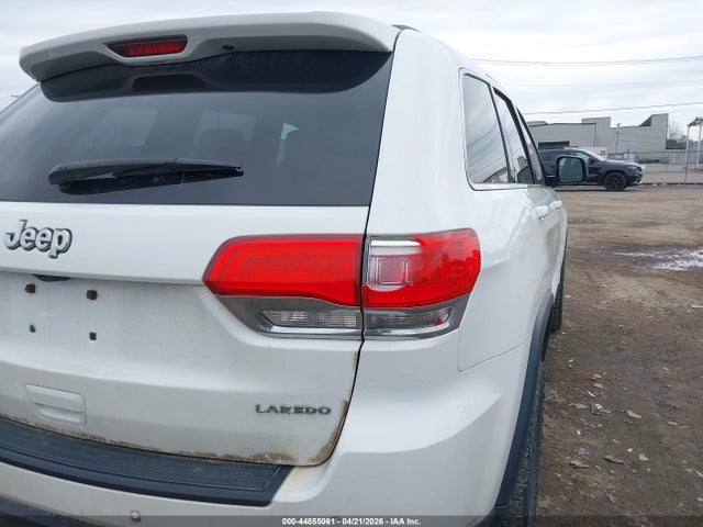 2017 Jeep Grand Cherokee Laredo 4x4 მანქანა იყიდება აუქციონზე, vin: 1C4RJFAG7HC751206, აუქციონის ნომერი: 44855061