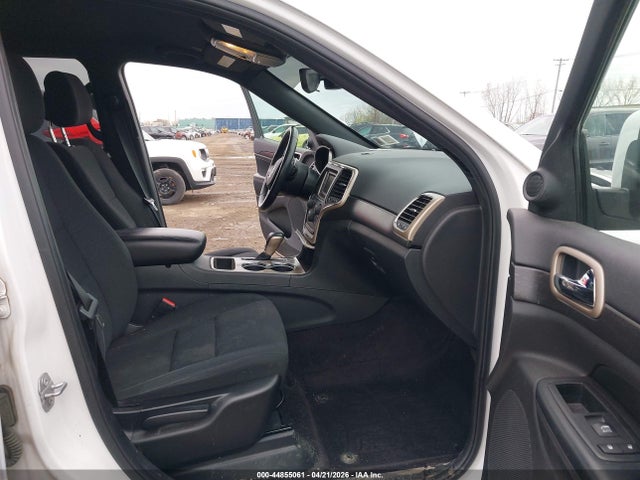2017 Jeep Grand Cherokee Laredo 4x4 მანქანა იყიდება აუქციონზე, vin: 1C4RJFAG7HC751206, აუქციონის ნომერი: 44855061