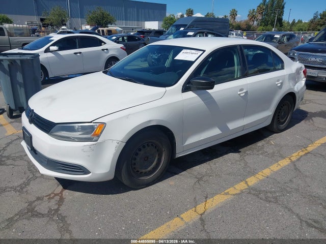 3VW1K7AJ4EM380010 Volkswagen Jetta 2.0l S