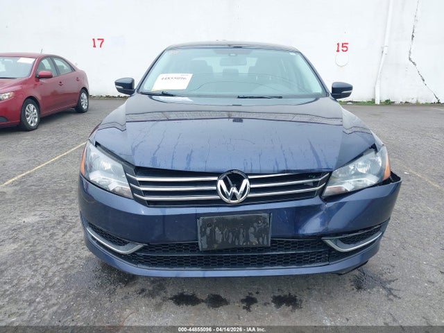 Продажа на аукционе авто 2015 Volkswagen Passat 1.8t Wolfsburg Edition, vin: 1VWAT7A34FC071381, номер лота: 44855096