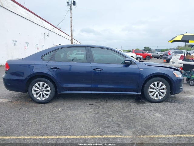 Продажа на аукционе авто 2015 Volkswagen Passat 1.8t Wolfsburg Edition, vin: 1VWAT7A34FC071381, номер лота: 44855096