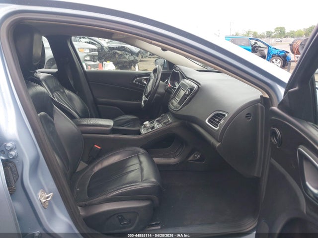 44855114 :رقم المزاد ، 1C3CCCCB2FN659894 vin ، 2015 Chrysler 200 C مزاد بيع