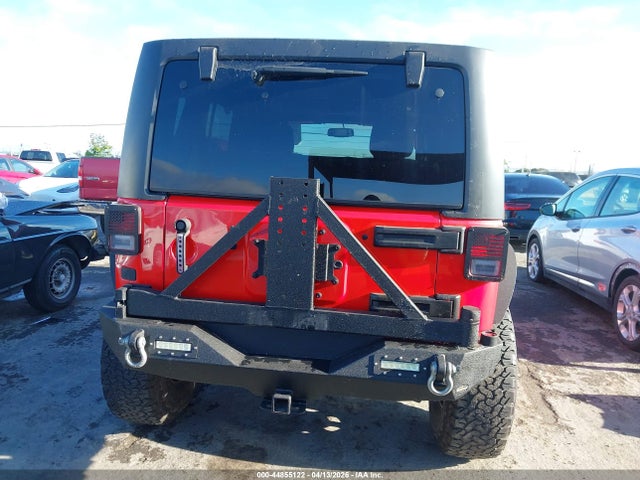 1C4HJWDG6HL615026 Jeep Wrangler Unlimited Sport 4x4