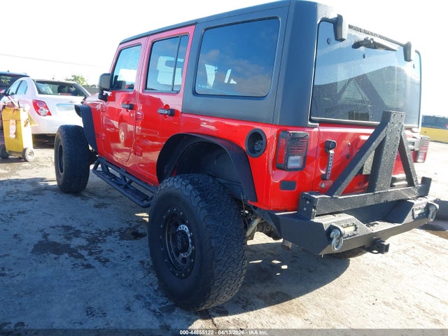 1C4HJWDG6HL615026 Jeep Wrangler Unlimited Sport 4x4