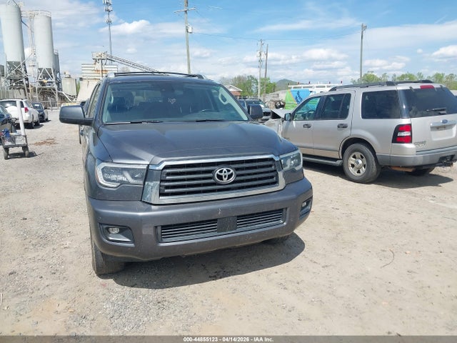 5TDBY5G18KS169079 Toyota Sequoia Sr5