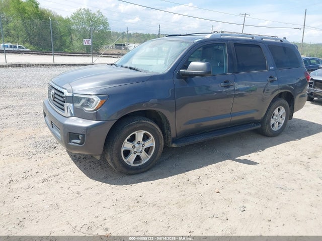 5TDBY5G18KS169079 Toyota Sequoia Sr5