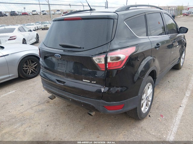 1FMCU0GD2HUA59884 Ford ESCAPE SE