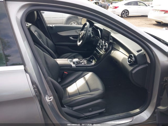 44855152 :رقم المزاد ، 55SWF4KB7GU136988 vin ، 2016 Mercedes-benz C 300 4matic مزاد بيع