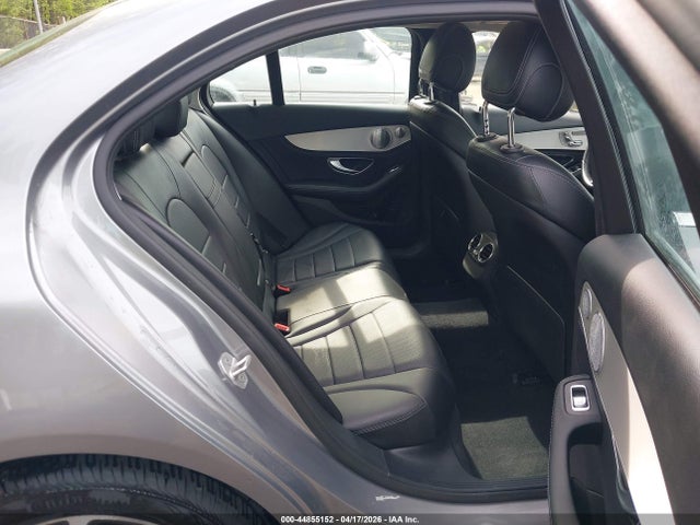 44855152 :رقم المزاد ، 55SWF4KB7GU136988 vin ، 2016 Mercedes-benz C 300 4matic مزاد بيع