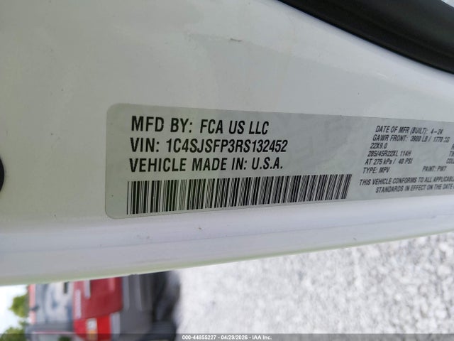 Продаж на аукціоні авто 2024 Jeep Grand Wagoneer L Series Ii 4x4, vin: 1C4SJSFP3RS132452, номер лоту: 44855227
