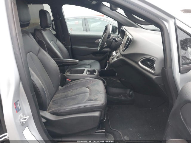 Продажа на аукционе авто 2026 Chrysler Pacifica Select, vin: 2C4RC1BG0TR168603, номер лота: 44855259