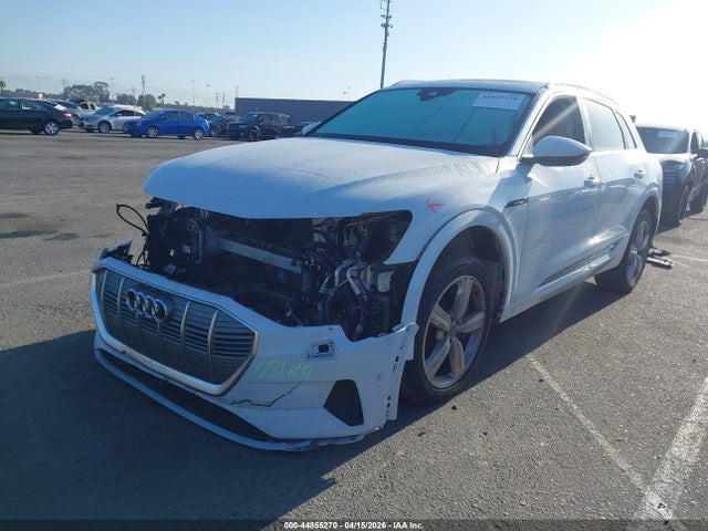 Aukcja sprzedaży 2019 Audi E-tron Premium Plus, vin: WA1LAAGE2KB024237, numer aukcji: 44855270