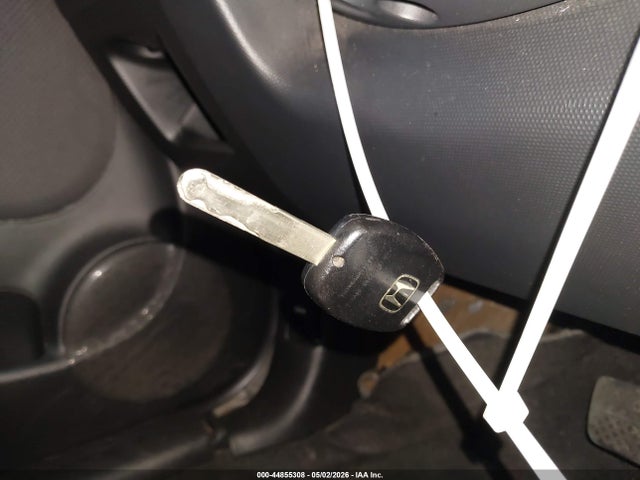 2008 Honda Fit Sport მანქანა იყიდება აუქციონზე, vin: JHMGD38688S054660, აუქციონის ნომერი: 44855308