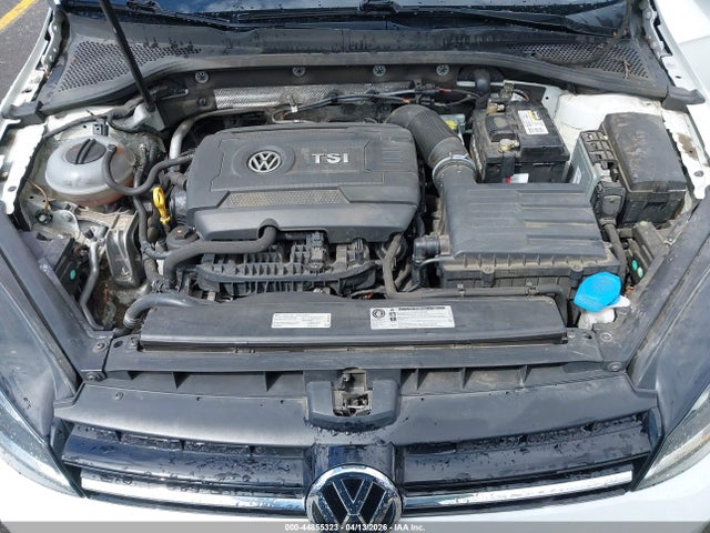 3VW217AU1FM051073 Volkswagen Golf Tsi Se 4-door