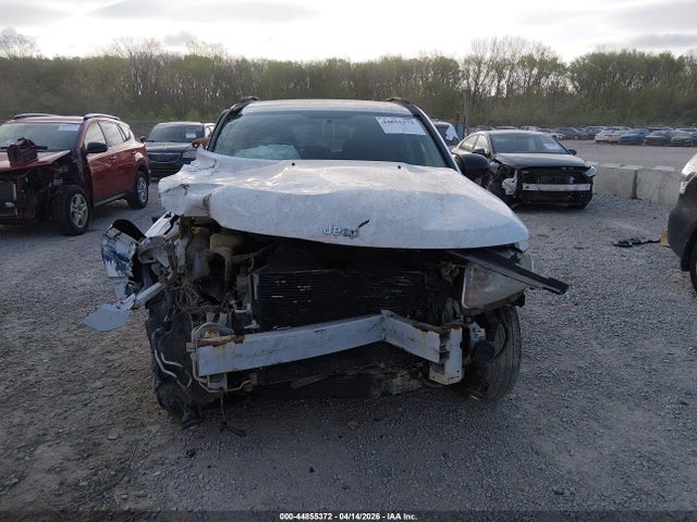 2012 Jeep Compass Latitude მანქანა იყიდება აუქციონზე, vin: 1C4NJDEBXCD572839, აუქციონის ნომერი: 44855372
