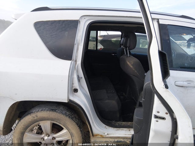 2012 Jeep Compass Latitude მანქანა იყიდება აუქციონზე, vin: 1C4NJDEBXCD572839, აუქციონის ნომერი: 44855372