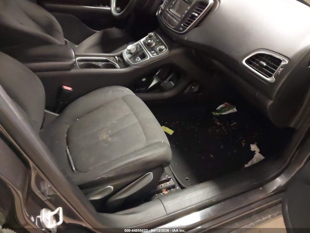 Auction sale of the 2015 Chrysler 200 Limited, vin: 1C3CCCAB7FN754034, lot number: 44855422