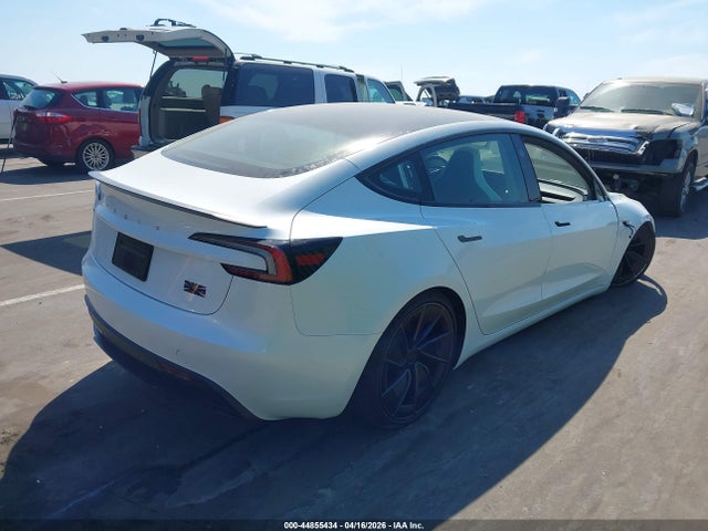 44855434 :رقم المزاد ، 5YJ3E1ET3RF810146 vin ، 2024 Tesla Model 3 Performance All-wheel Drive مزاد بيع