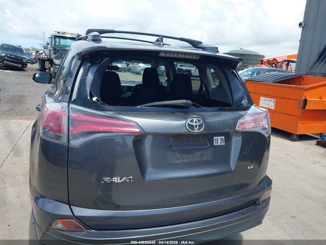 JTMZFREV0GJ068253 Toyota RAV4 LE