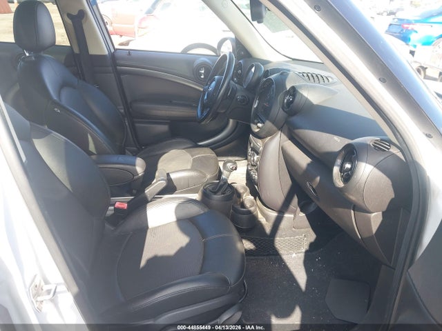 2016 MINI COUNTRYMAN WMWZC3C55GWT07630 Photo 4