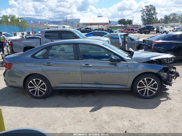 Продажа на аукционе авто 2024 Volkswagen Jetta 1.5t Sport, vin: 3VWBM7BU5RM076164, номер лота: 44855516