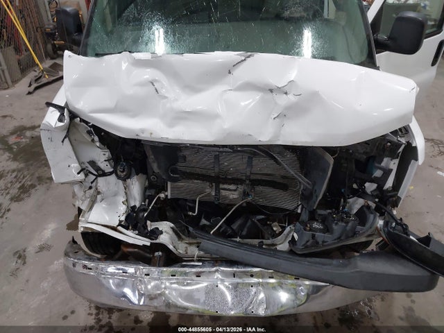 1GCWGAFG9H1118392 Chevrolet Express 2500 Work Van