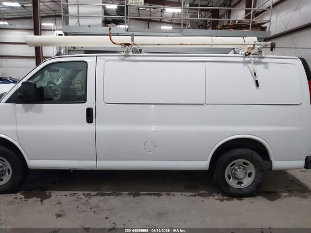 1GCWGAFG9H1118392 Chevrolet Express 2500 Work Van
