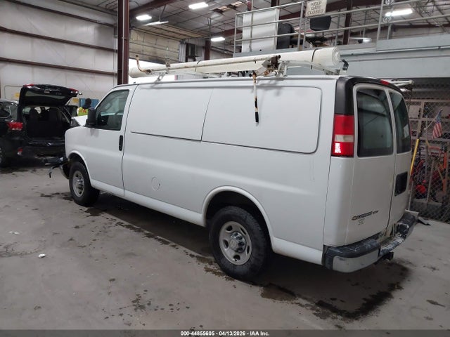 1GCWGAFG9H1118392 Chevrolet Express 2500 Work Van