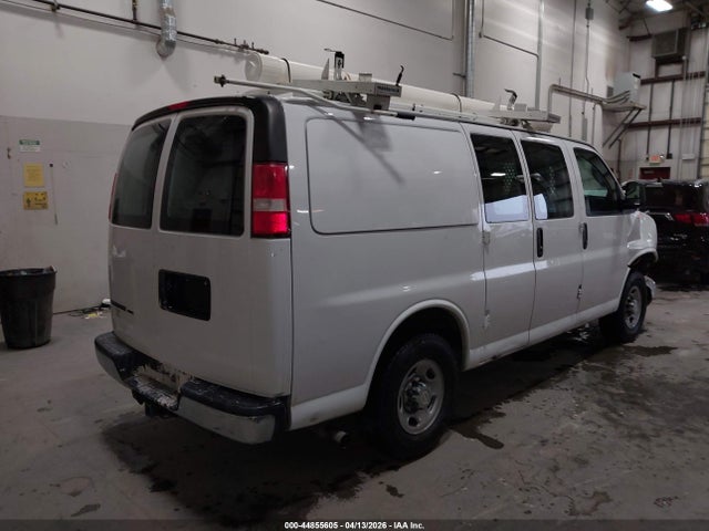 1GCWGAFG9H1118392 Chevrolet Express 2500 Work Van