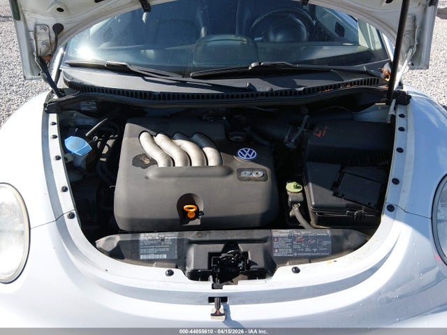 44855610 :رقم المزاد ، 3VWCA21C9YM492838 vin ، 2000 Volkswagen New Beetle Gls مزاد بيع