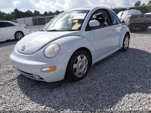 44855610 :رقم المزاد ، 3VWCA21C9YM492838 vin ، 2000 Volkswagen New Beetle Gls مزاد بيع