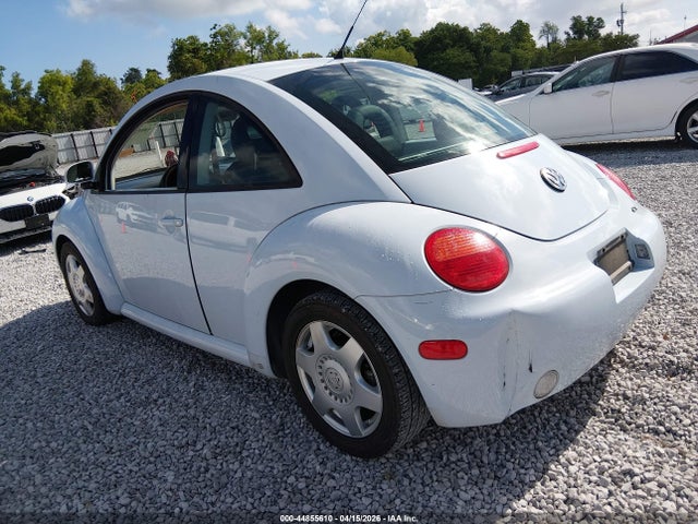 44855610 :رقم المزاد ، 3VWCA21C9YM492838 vin ، 2000 Volkswagen New Beetle Gls مزاد بيع