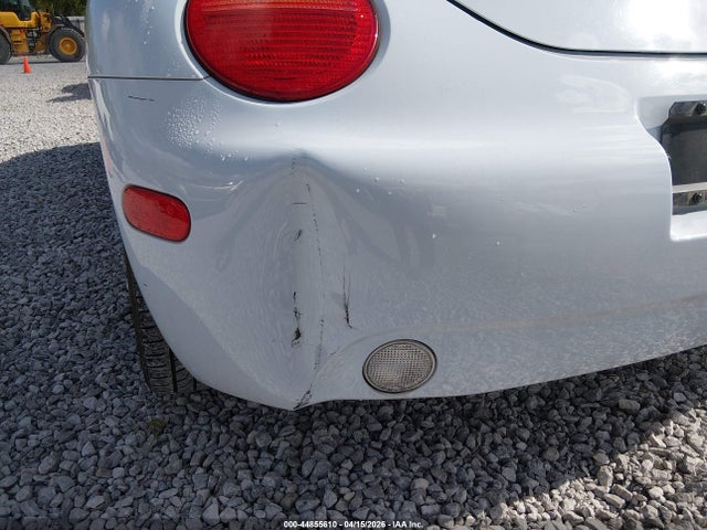 44855610 :رقم المزاد ، 3VWCA21C9YM492838 vin ، 2000 Volkswagen New Beetle Gls مزاد بيع