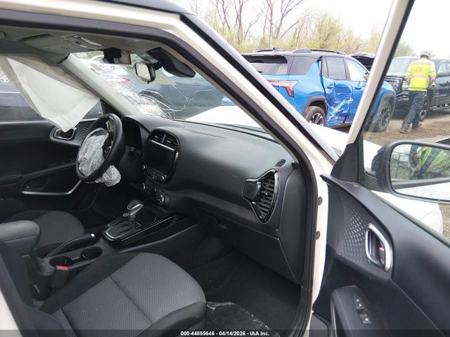 44855646 :رقم المزاد ، KNDJ23AU1P7213493 vin ، 2023 Kia Soul S مزاد بيع