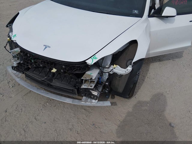 Продаж на аукціоні авто 2023 Tesla Model 3 Performance Dual Motor All-wheel Drive, vin: 5YJ3E1EC9PF489677, номер лоту: 44855649