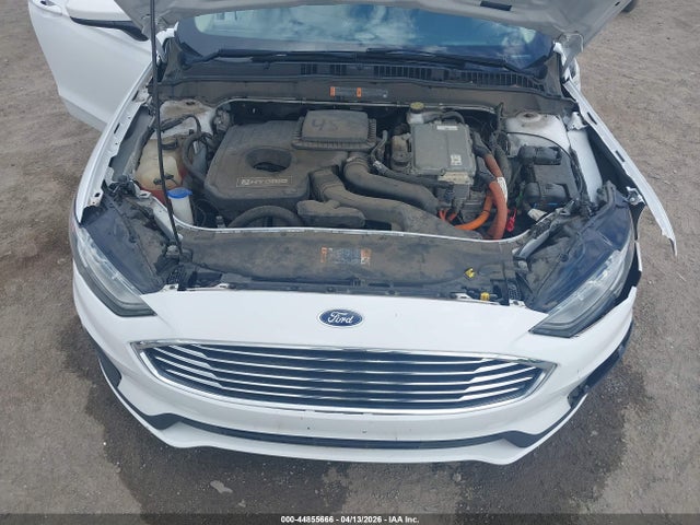 2019 Ford Fusion Hybrid Se მანქანა იყიდება აუქციონზე, vin: 3FA6P0LU4KR241363, აუქციონის ნომერი: 44855666