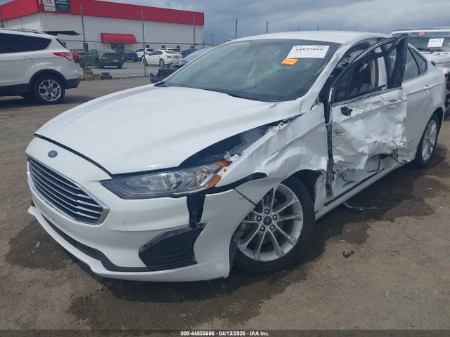 2019 Ford Fusion Hybrid Se მანქანა იყიდება აუქციონზე, vin: 3FA6P0LU4KR241363, აუქციონის ნომერი: 44855666